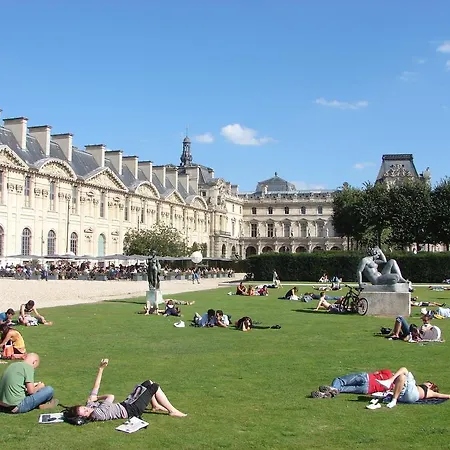 Private - Le Marais - Centre Pompidou *