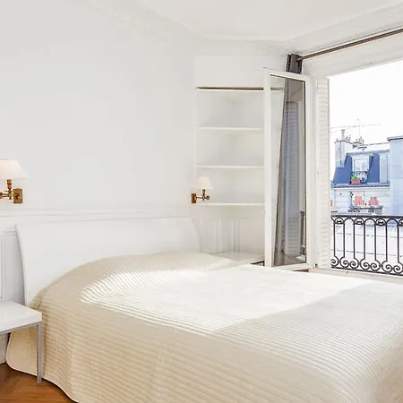 Private - Le Marais - Centre Pompidou Apartment *